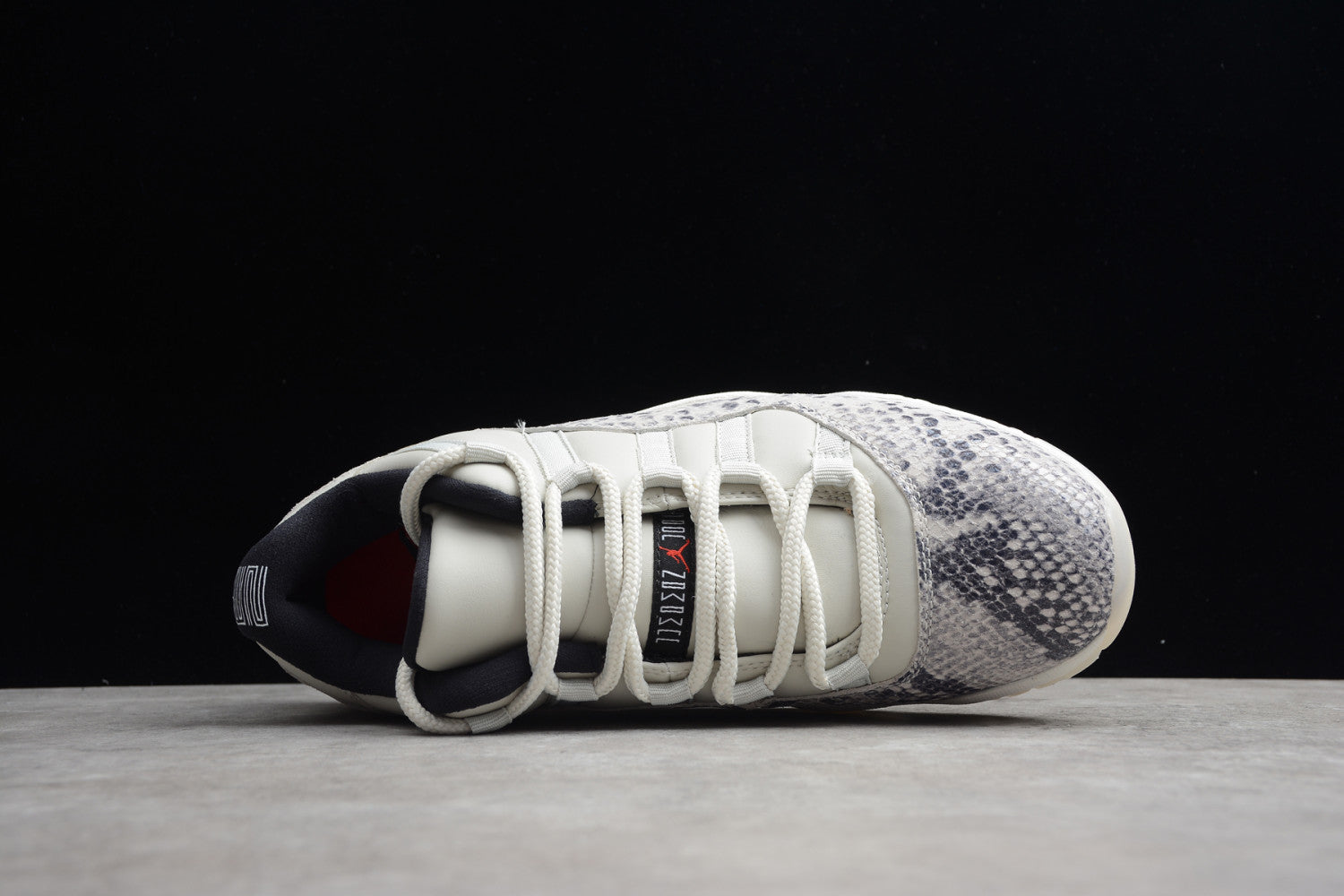 Air Jordan 11 Low Snakeskin “Light Bone” CD6846-002