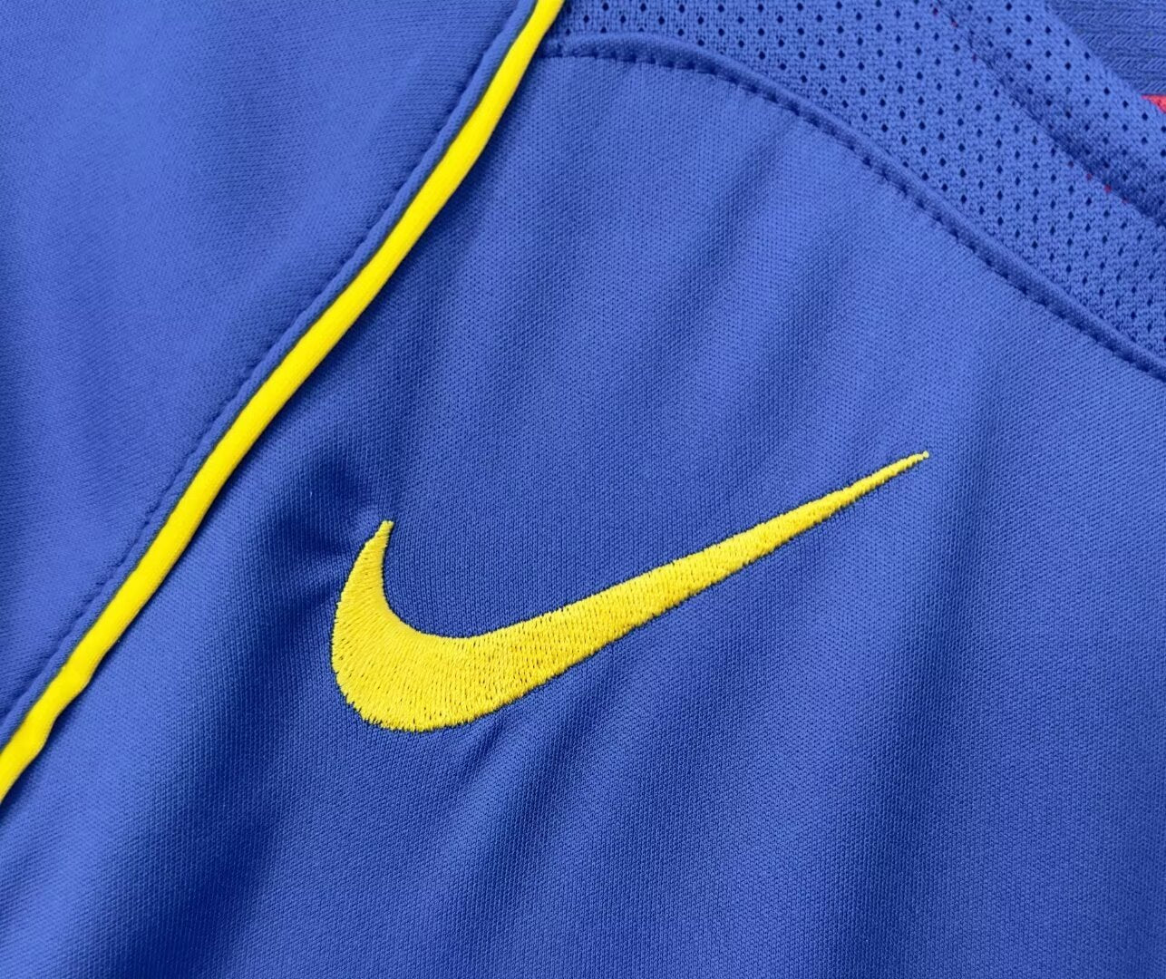 Arsenal Away Retro Jersey 2004/05