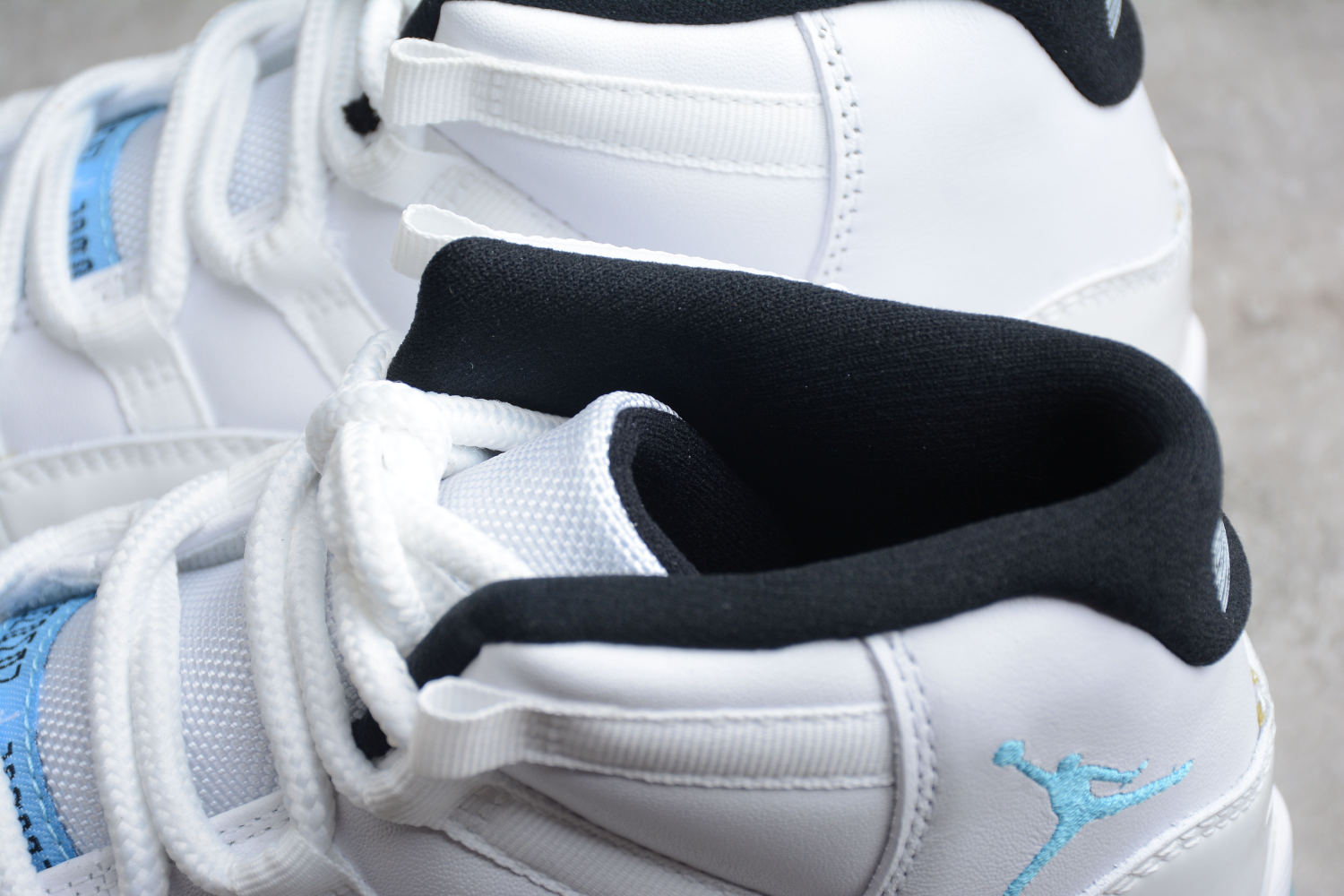 Air Jordan 11 Low “Legend Blue” 378037-117