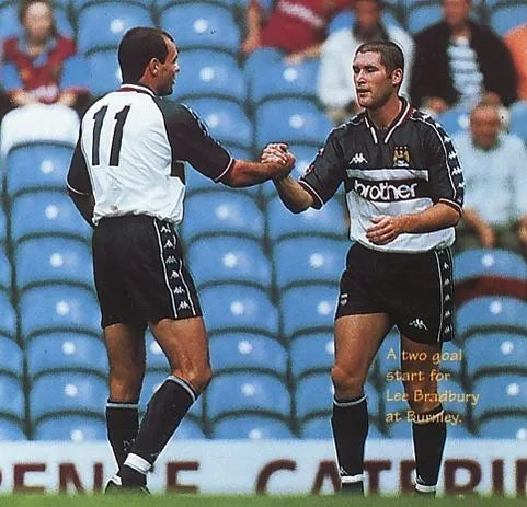 Manchester City Away Retro Jersey 97/98