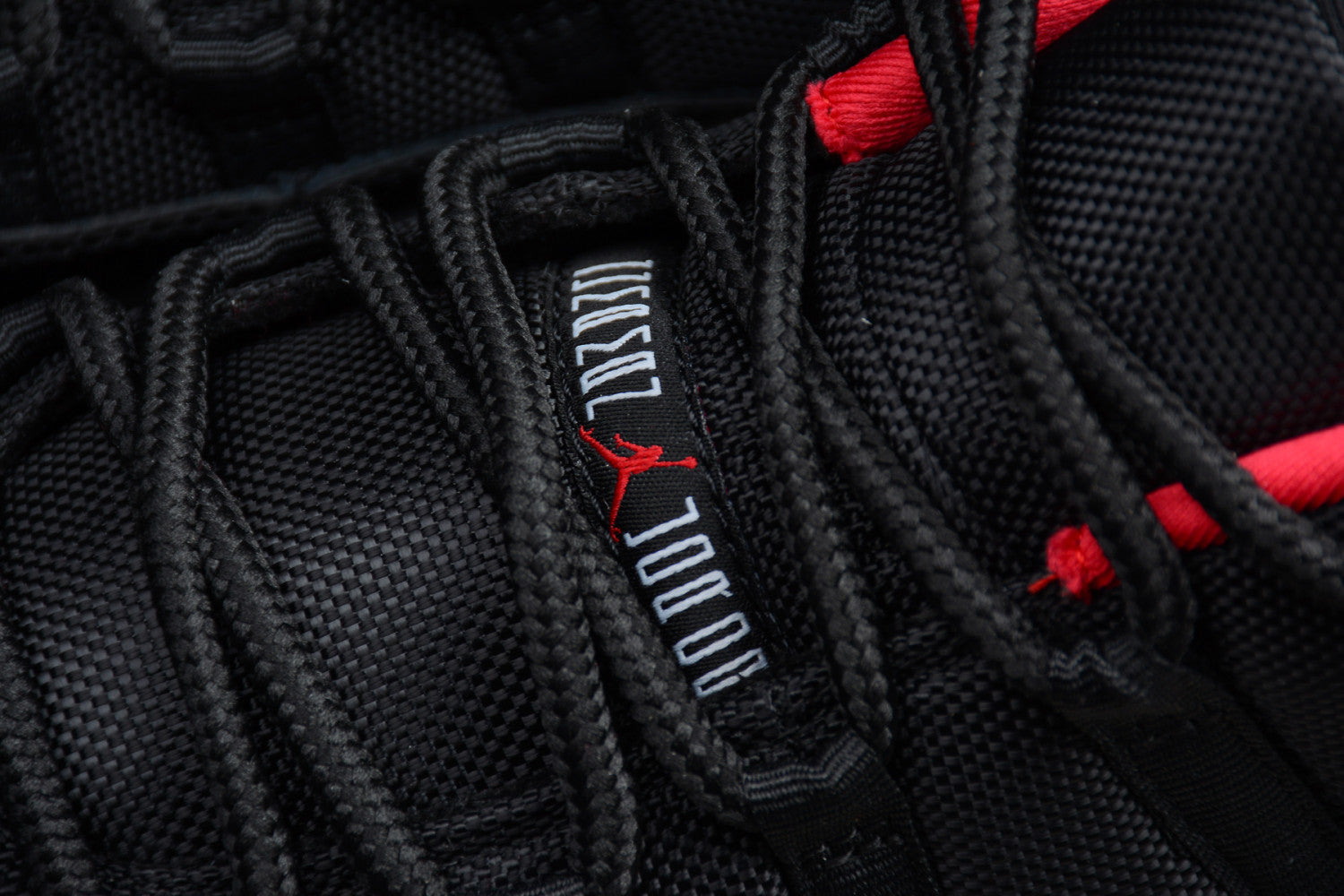 Air Jordan 11 Low “Bred”AJ11 528895-012