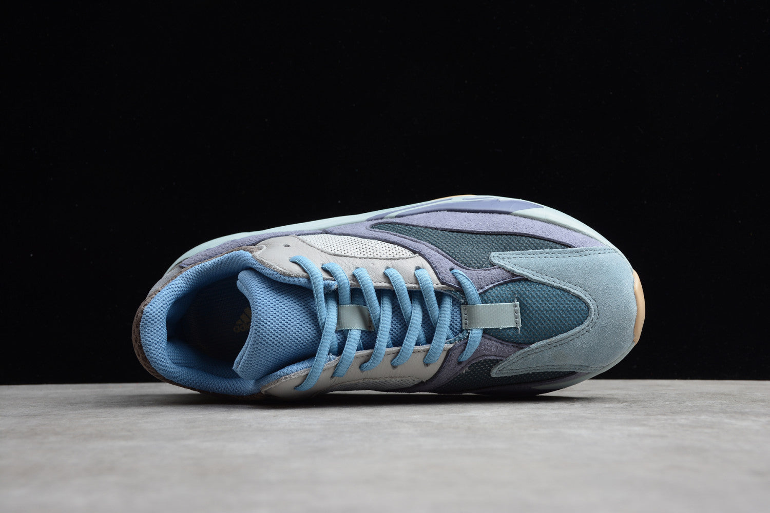 Yeezy Boost 700 “Carbon Blue” FW2498