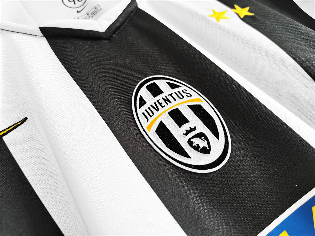 Juventus Home Retro Jersey 2015/16