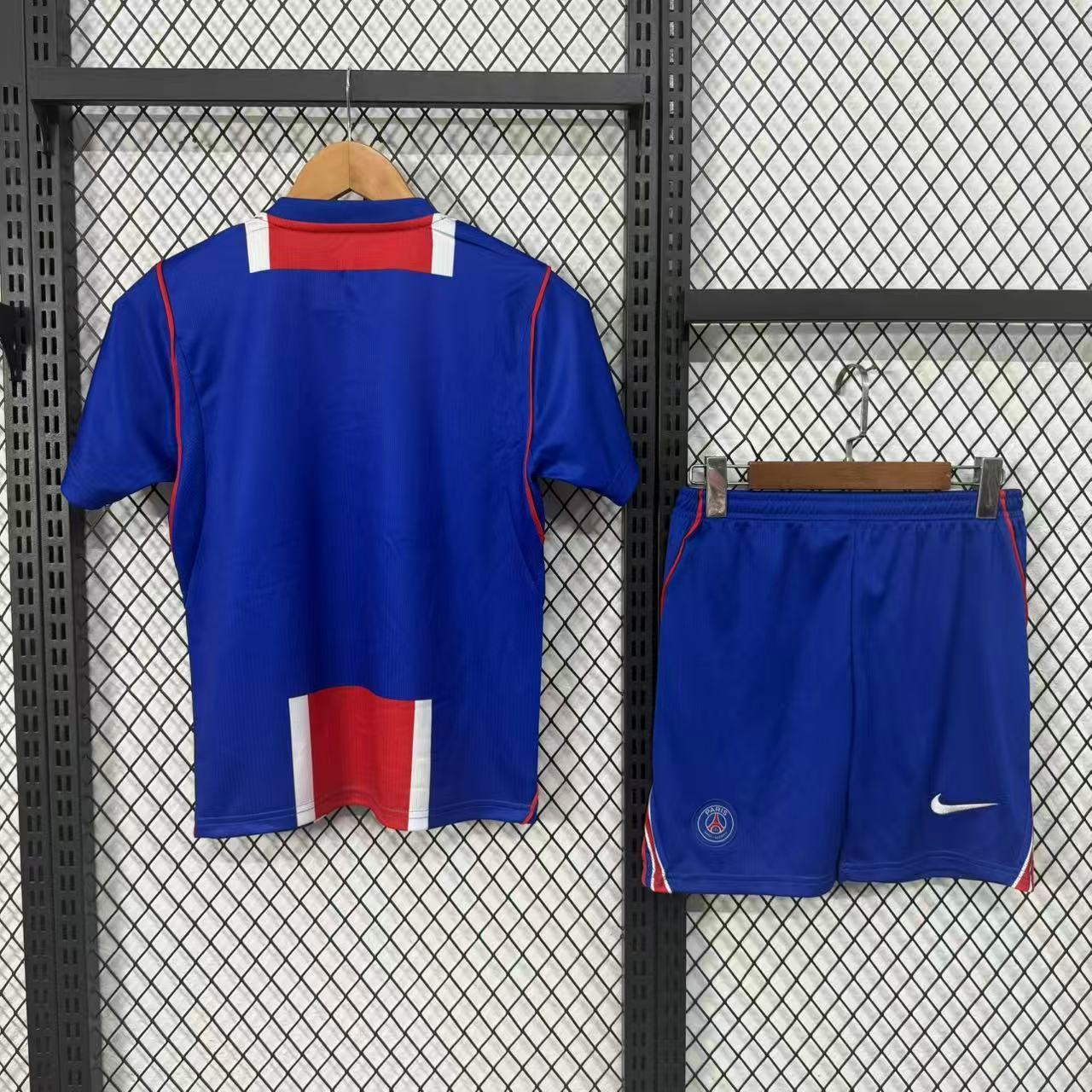 Paris Saint Germain Home Kids Suit & Socks 26/27