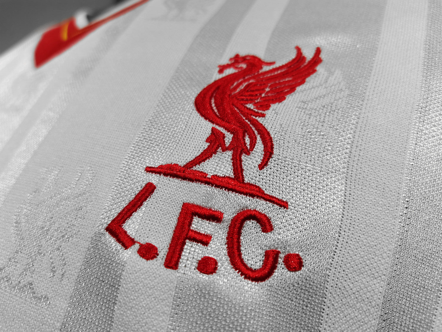 Liverpool Away Retro Jersey 85/86