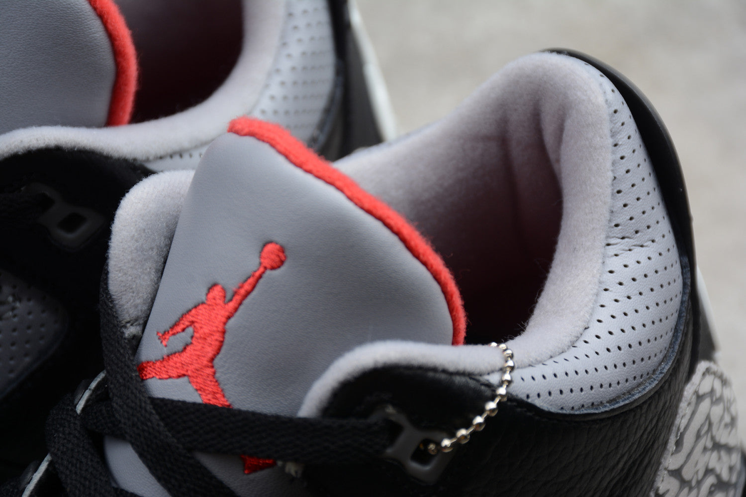 Air Jordan 3 OG “Black Cement” 854262-001