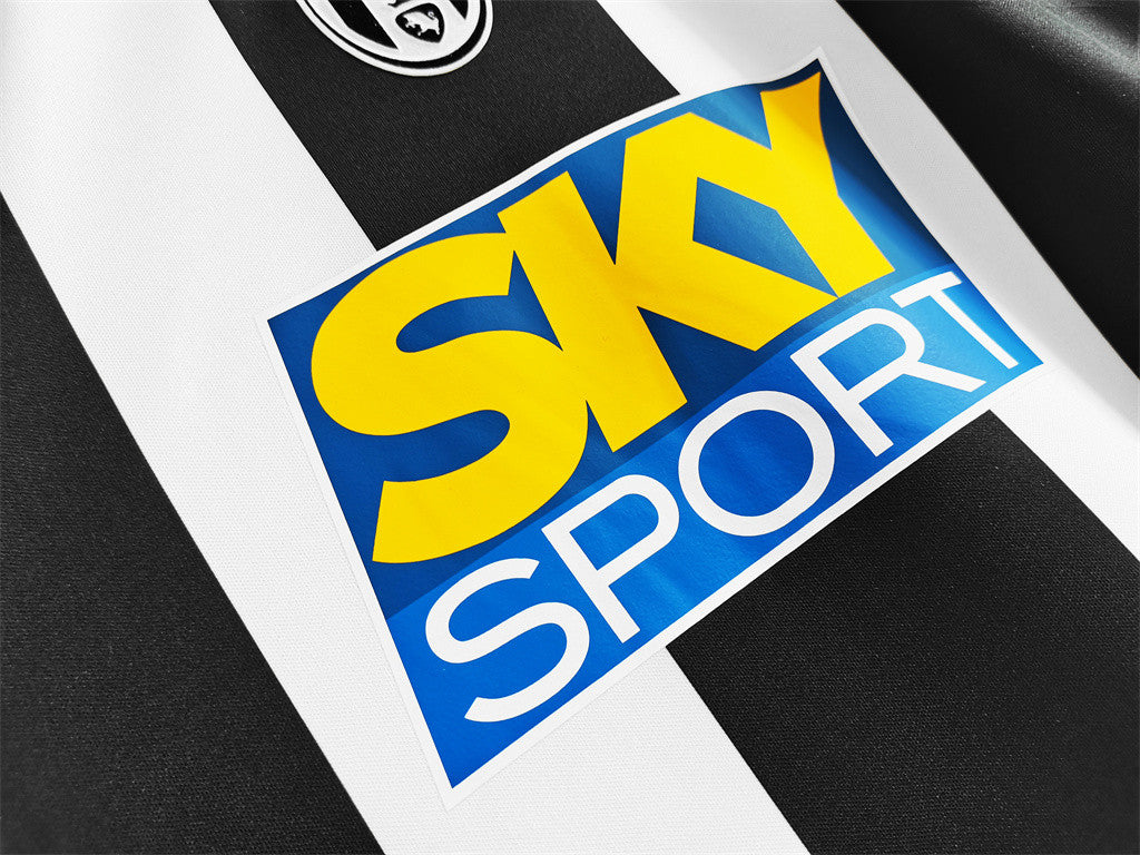 Juventus Home Retro Jersey 2015/16