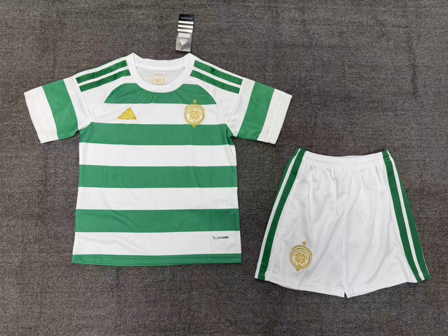 Celtic Home Kids Suit & Socks 26/27