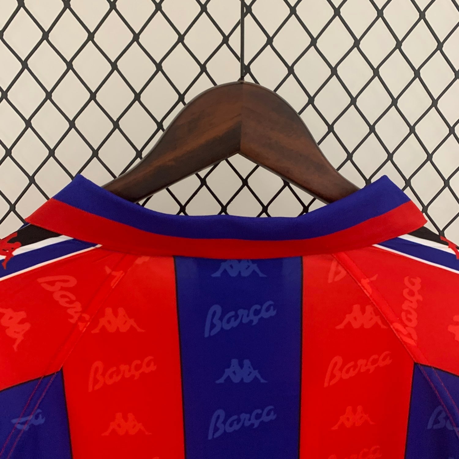 Barcelona Home Long Sleeve Retro Jersey 1996/97