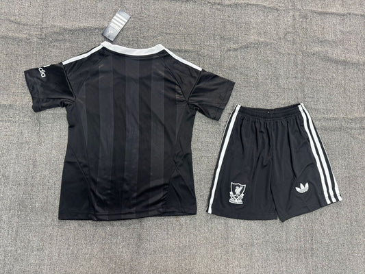 Liverpool Black Goalkeeper Kids Suit 25/26