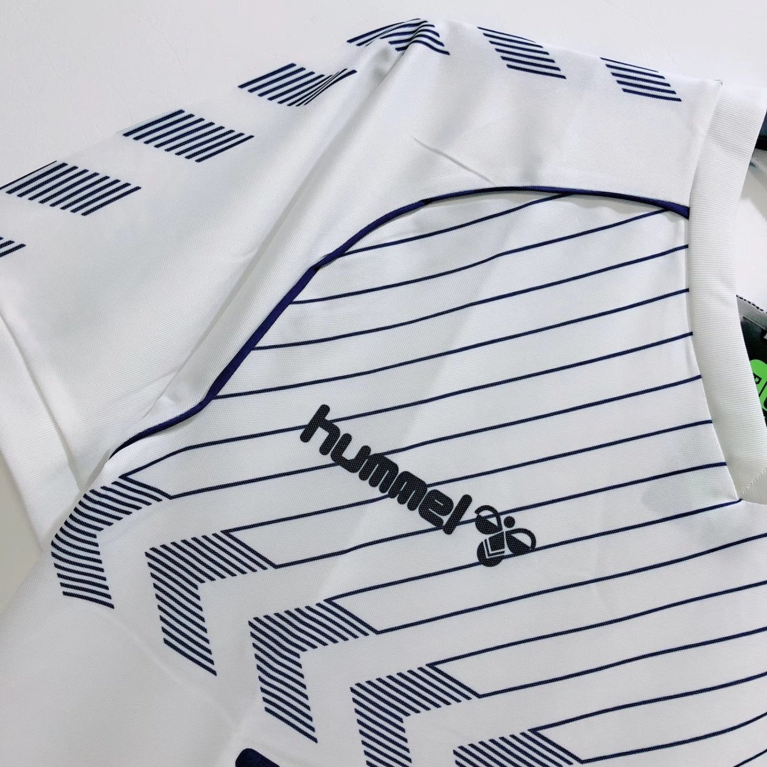 Tottenham Home Retro Jersey 1986