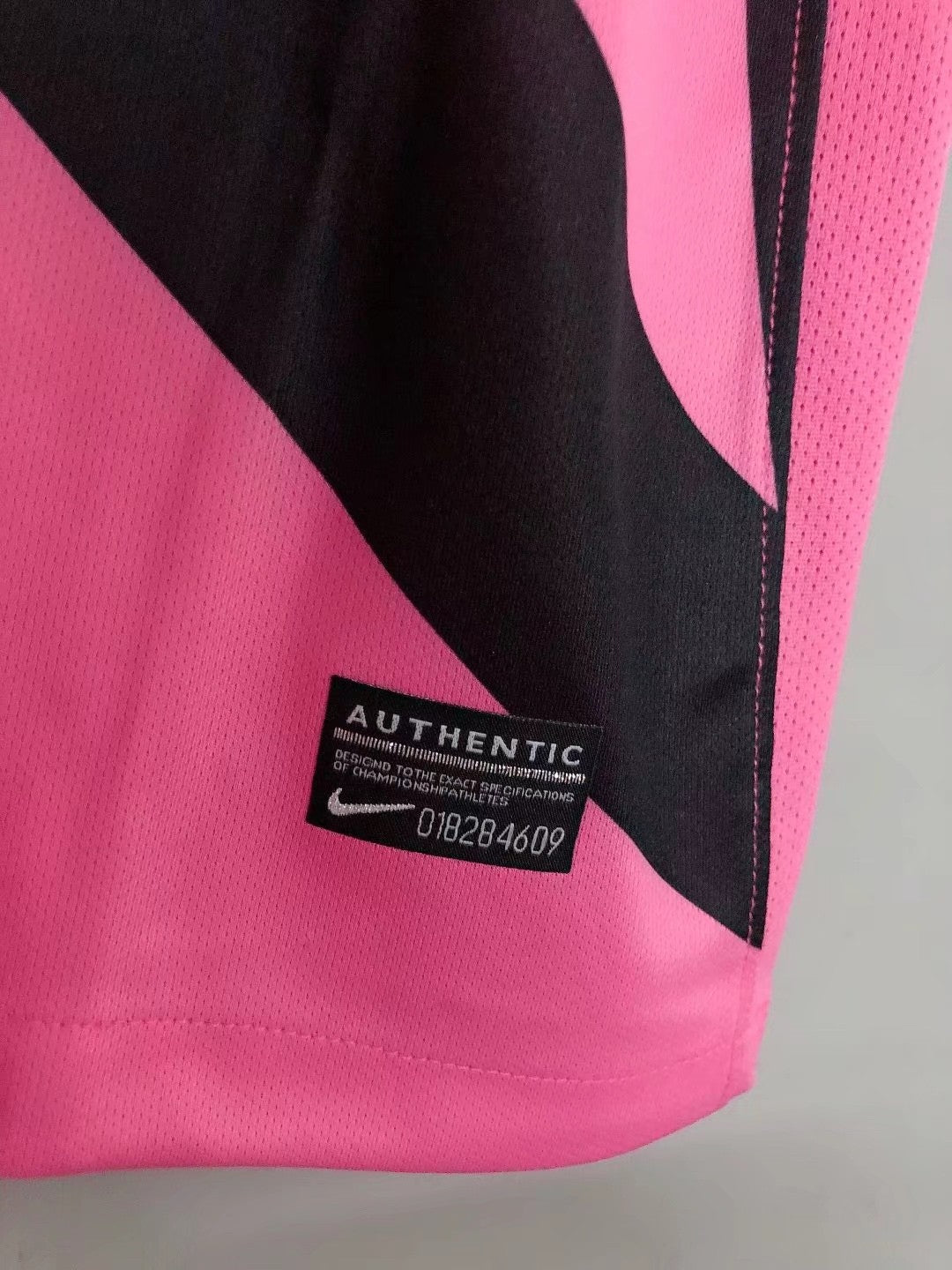 Juventus Away Retro Jersey 2011/12