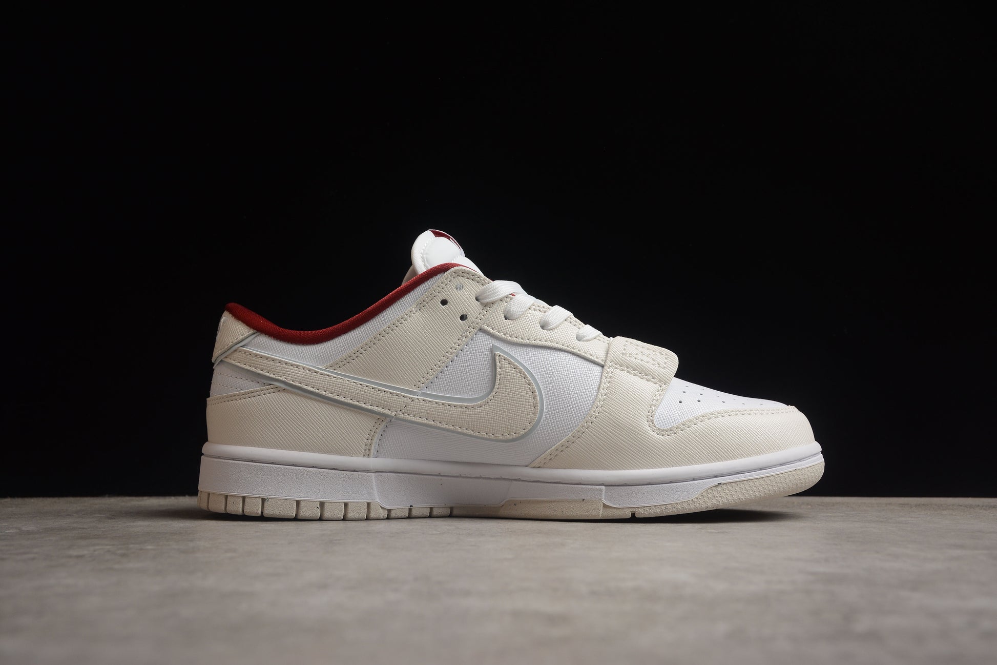 SB Dunk Low Off White DV1160-100