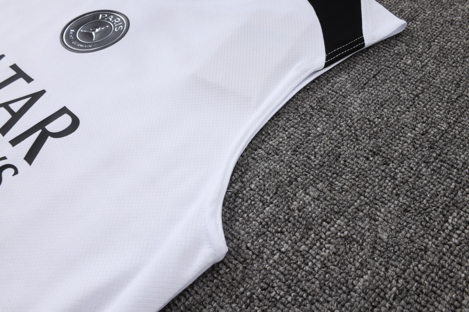 Paris Saint Germain Training Jersey 26/27
