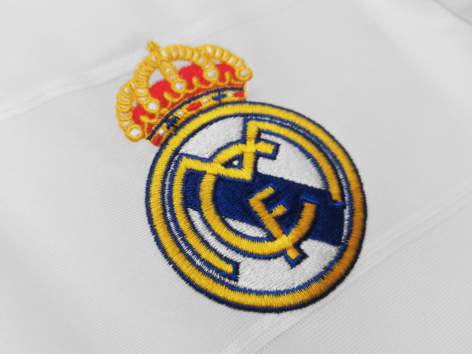 Real Madrid Home Retro Jersey 2013/14