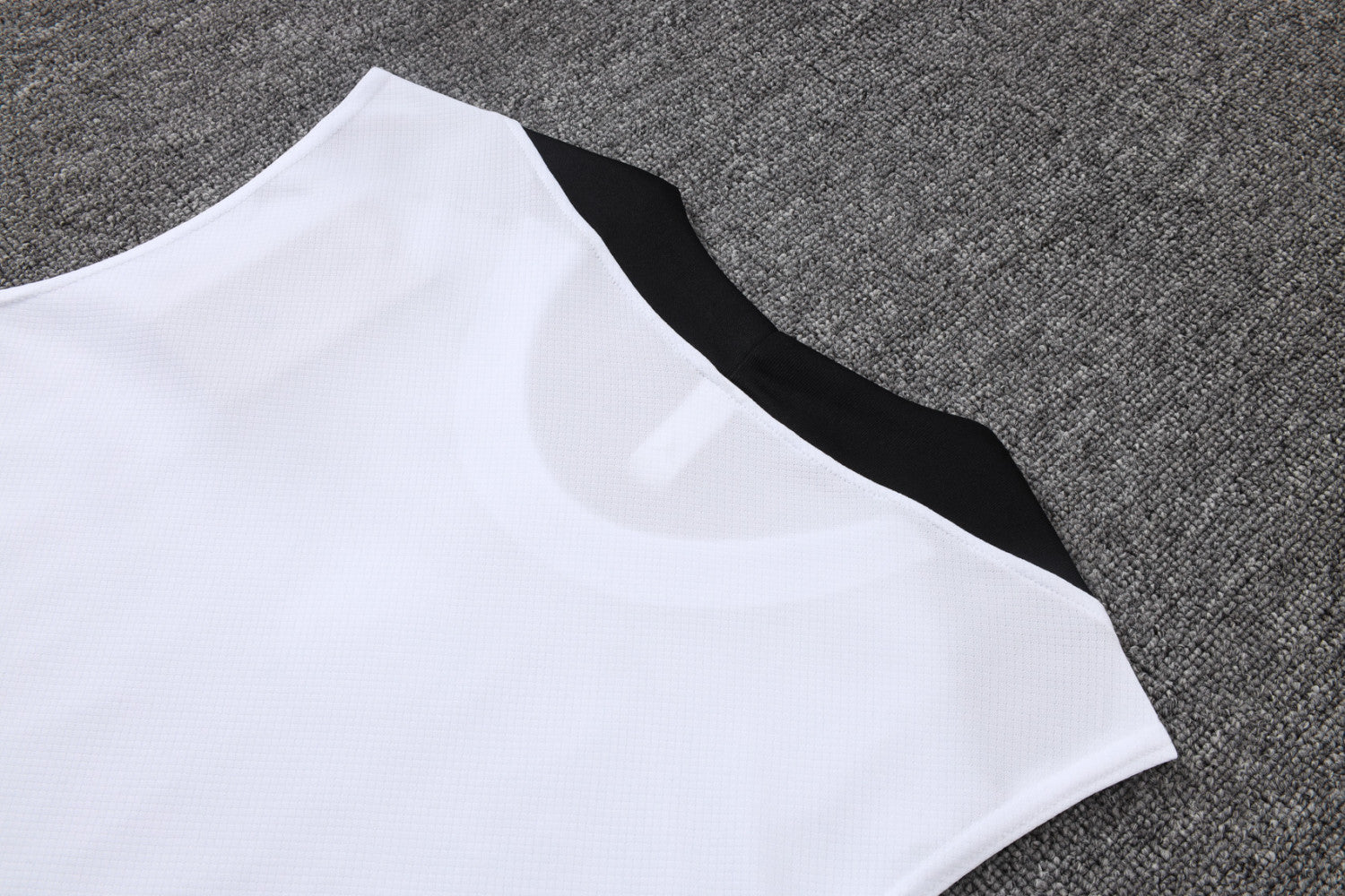 Paris Saint Germain Training Jersey 26/27