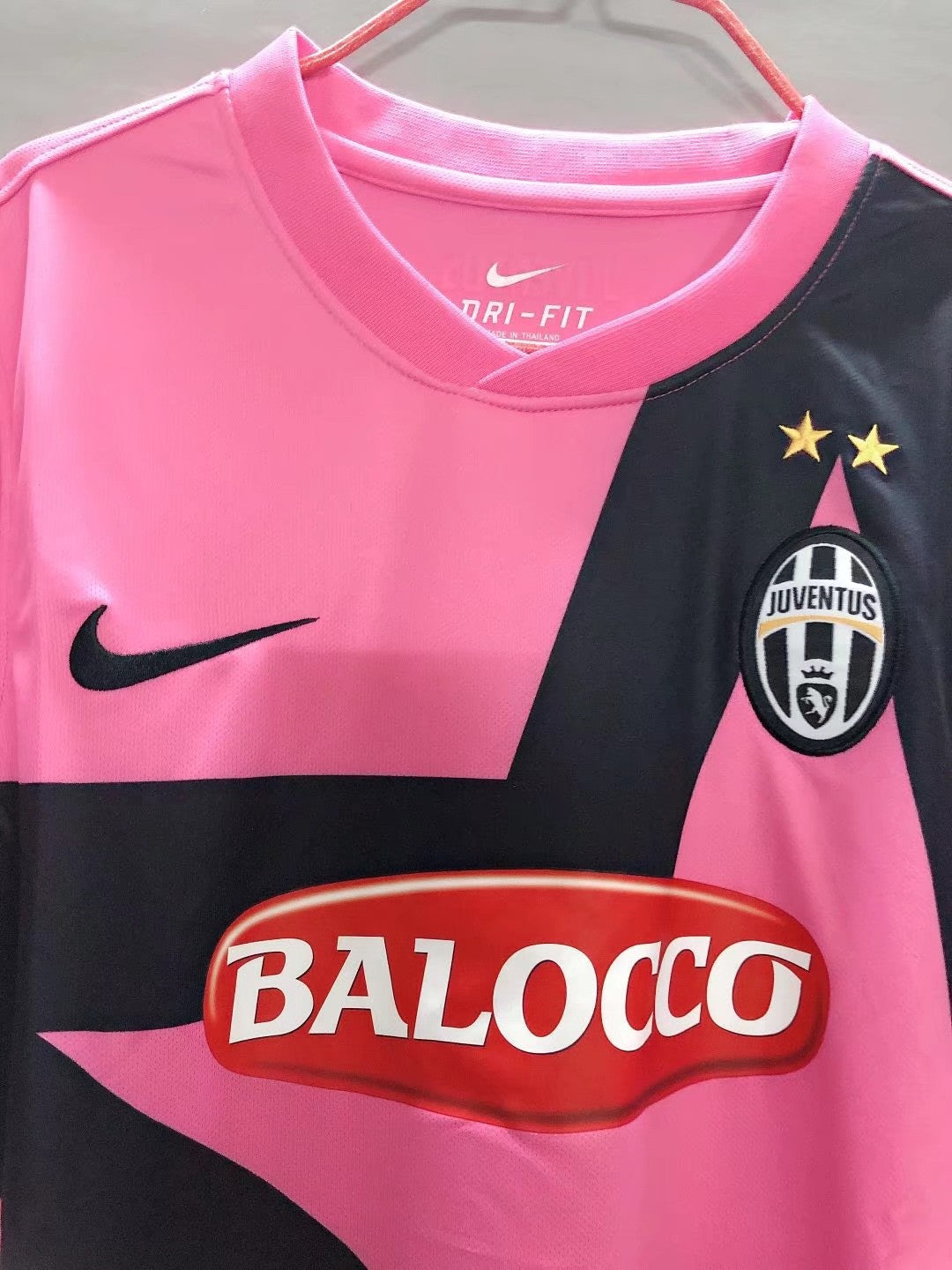 Juventus Away Retro Jersey 2011/12