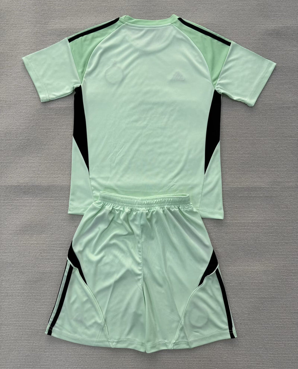 Celtic Goalkeeper Kids Suit 25/26