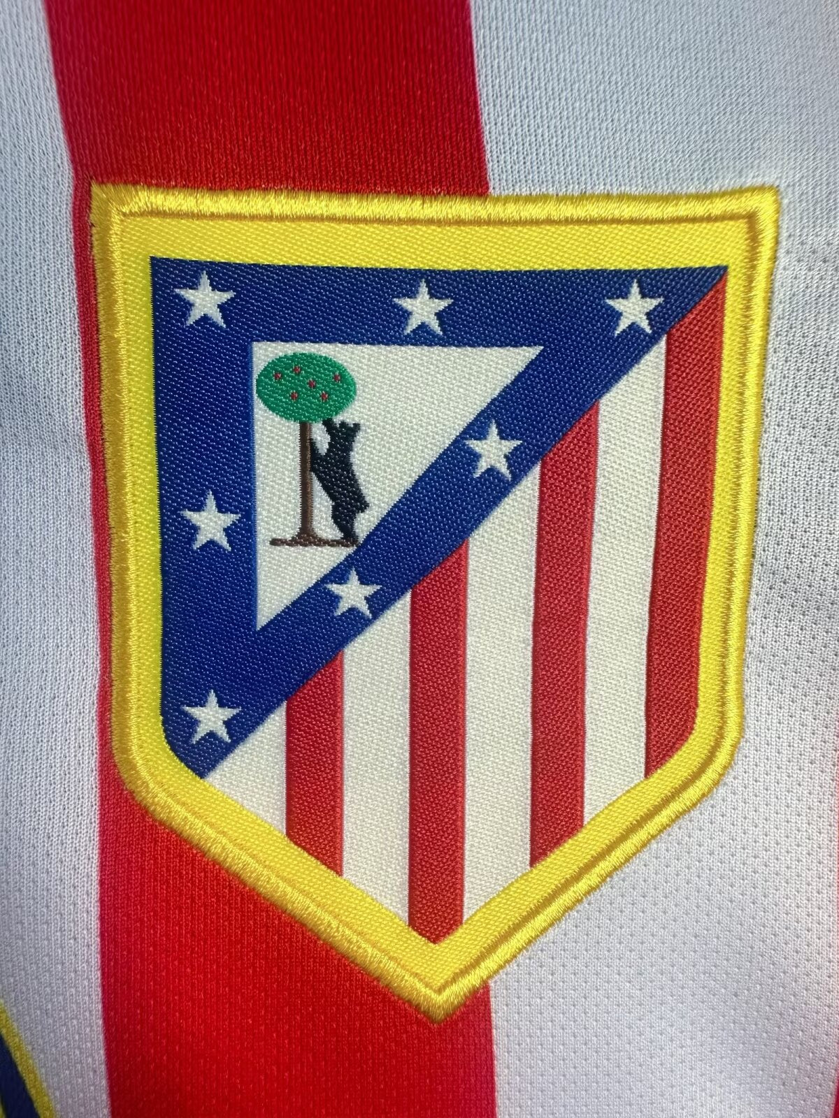 Atletico Madrid Home Long Sleeve Retro Jersey 2004/05