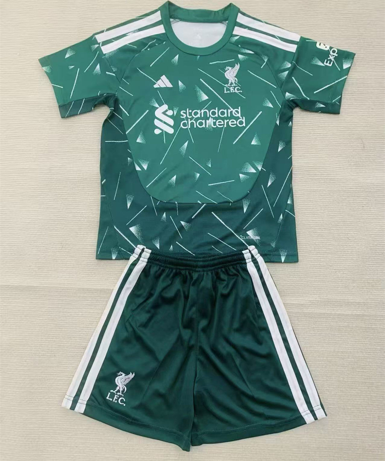 Liverpool Home Goalkeeper Kids Suit & Socks 26/27