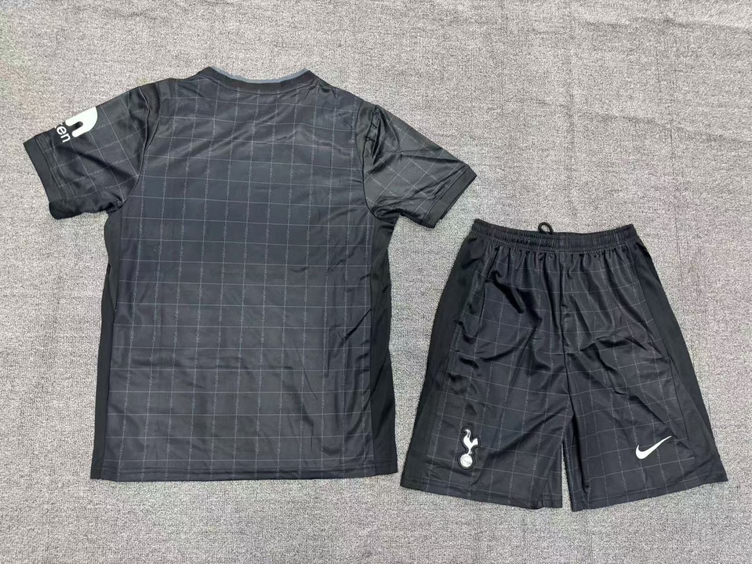 Tottenham Hotspur Away Kids Suit Socks 25/26