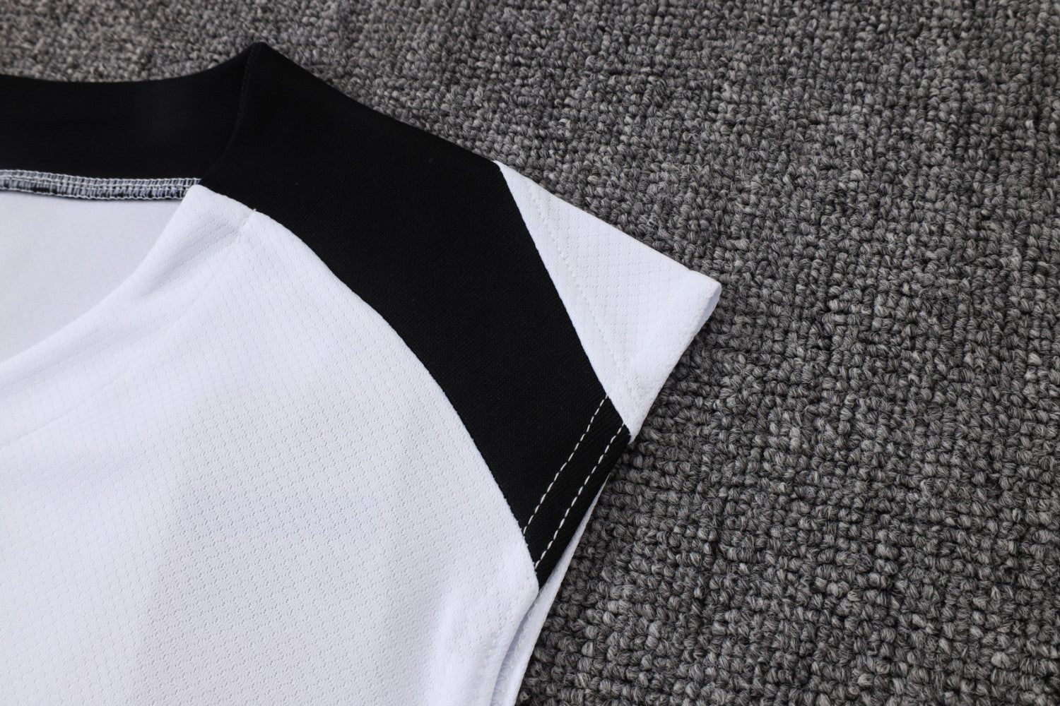 Paris Saint Germain Training Jersey 26/27