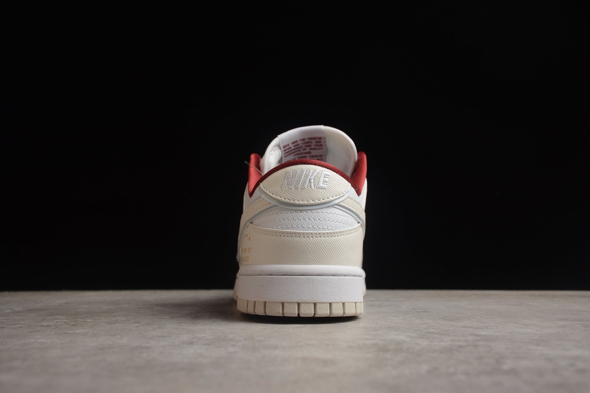 SB Dunk Low Off White DV1160-100