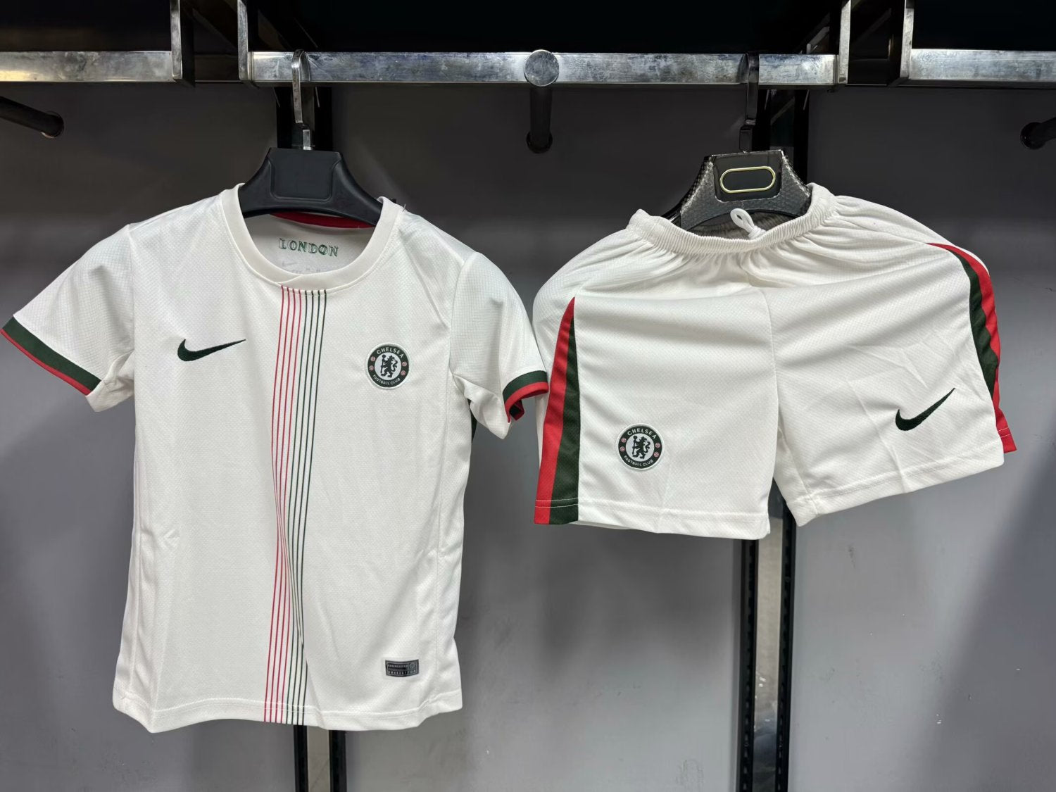 Chelsea Away Kids Suit 25/26